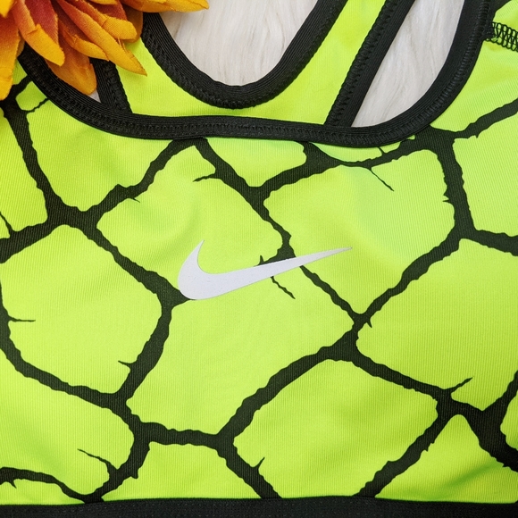 SOLD!! Nike Pro Neon Yellow/Green Sports Bra S - Picture 3 of 6